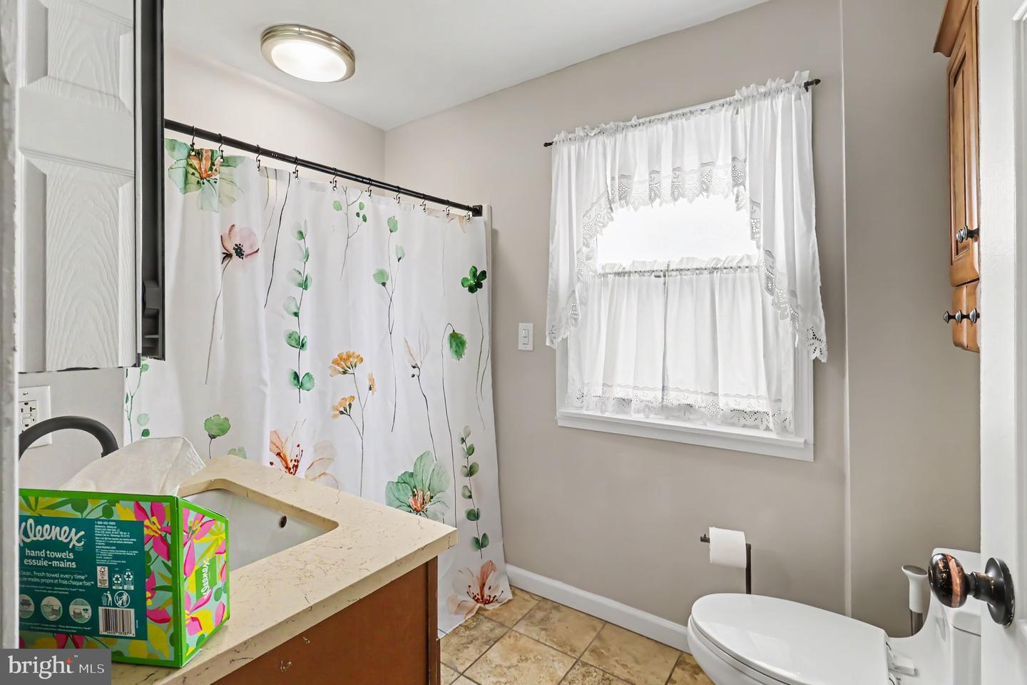 107 Urban Ave Property Photo 21
