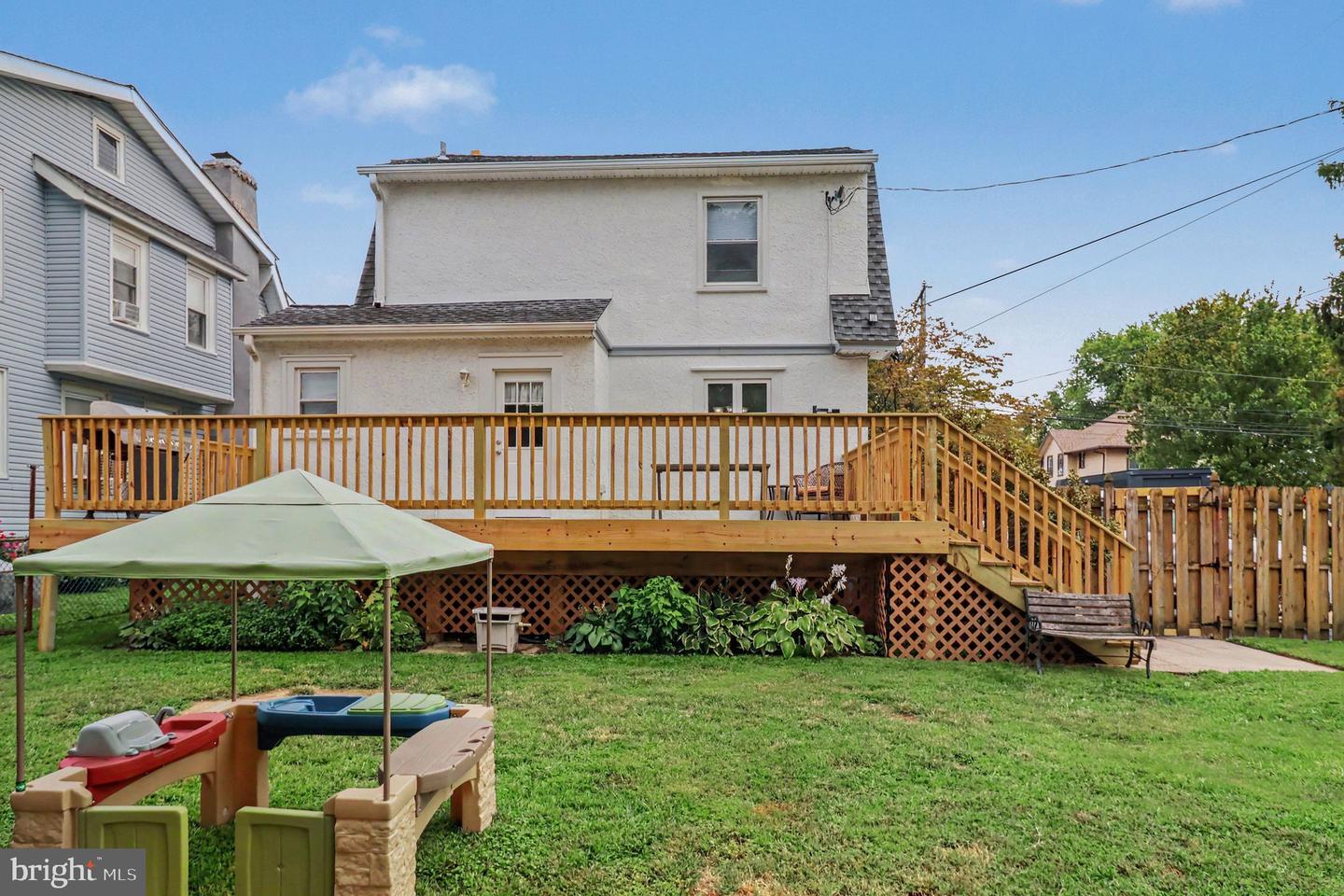 107 Urban Ave Property Photo 25