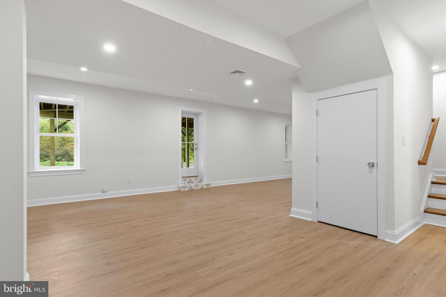 538 Camp Woods Cir Property Photo 54