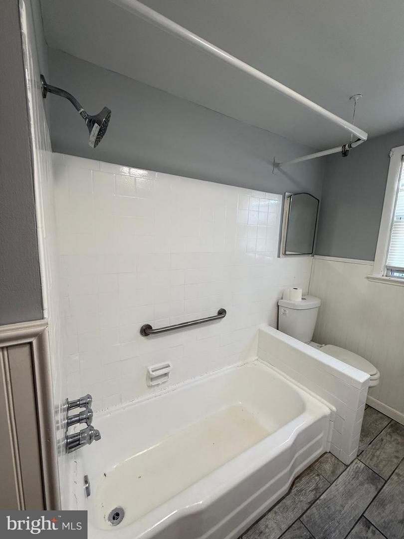 1224 Eddystone Ave Property Photo 17