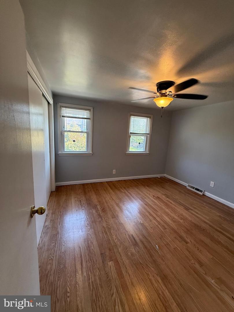 1224 Eddystone Ave Property Photo 25