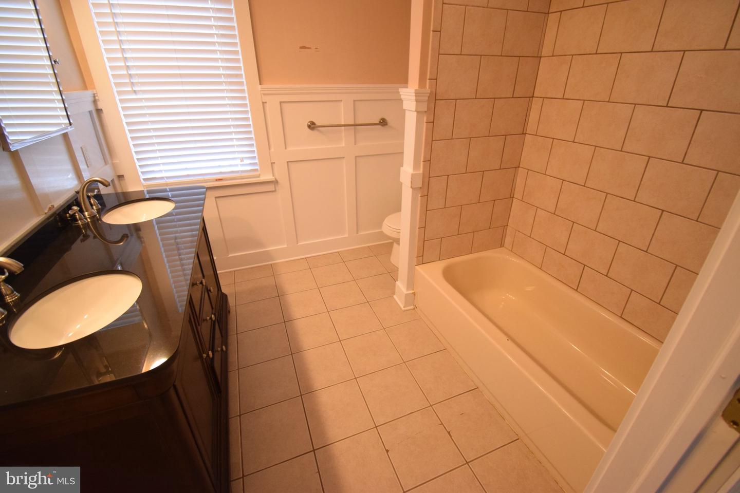 3415 Highland Ave Property Photo 8