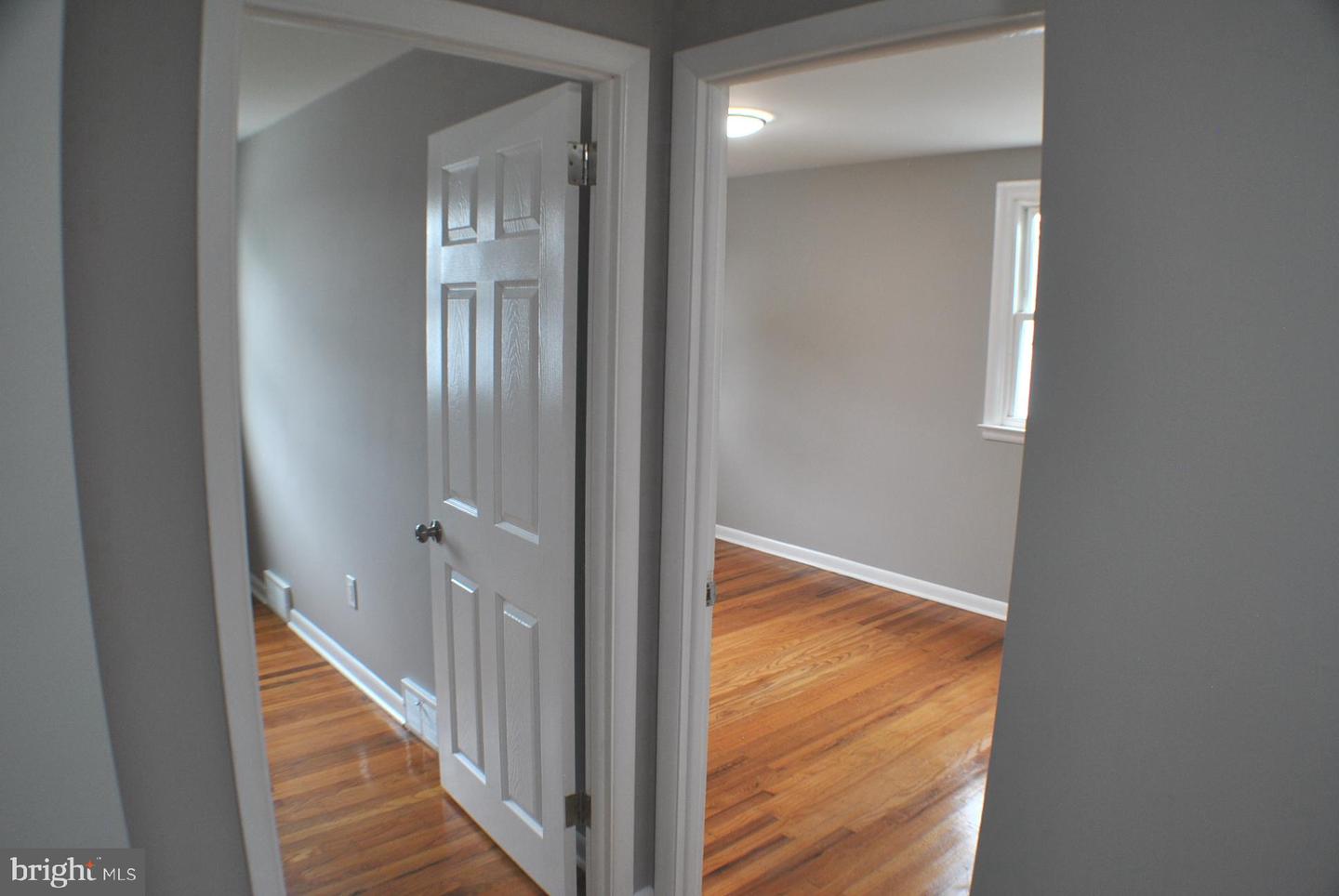 1313 Langley St Property Photo 17