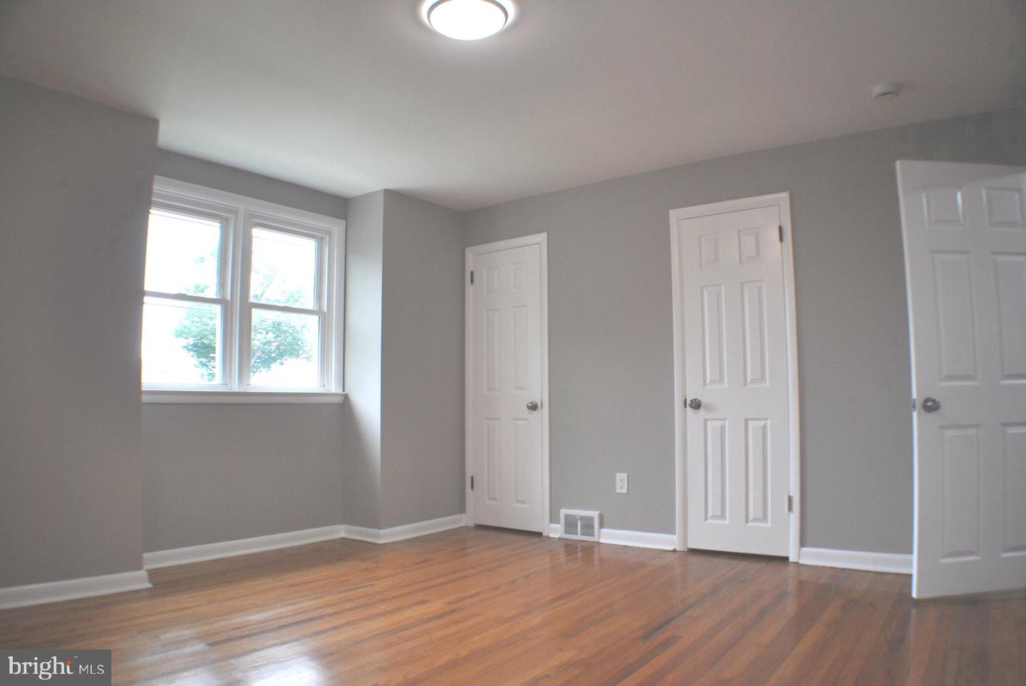 1313 Langley St Property Photo 22