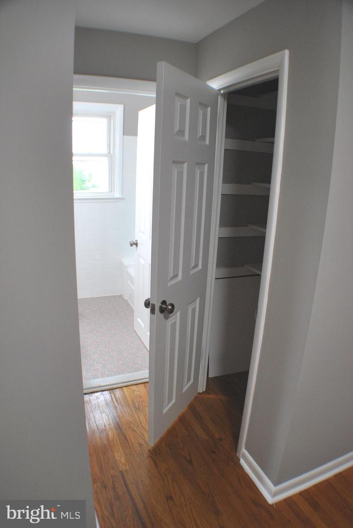 1313 Langley St Property Photo 28
