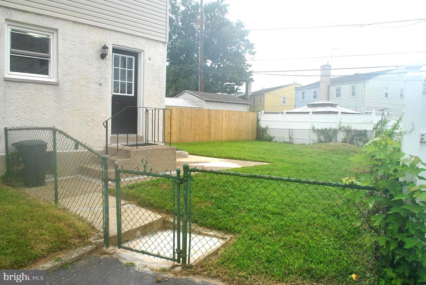 1313 Langley St Property Photo 37