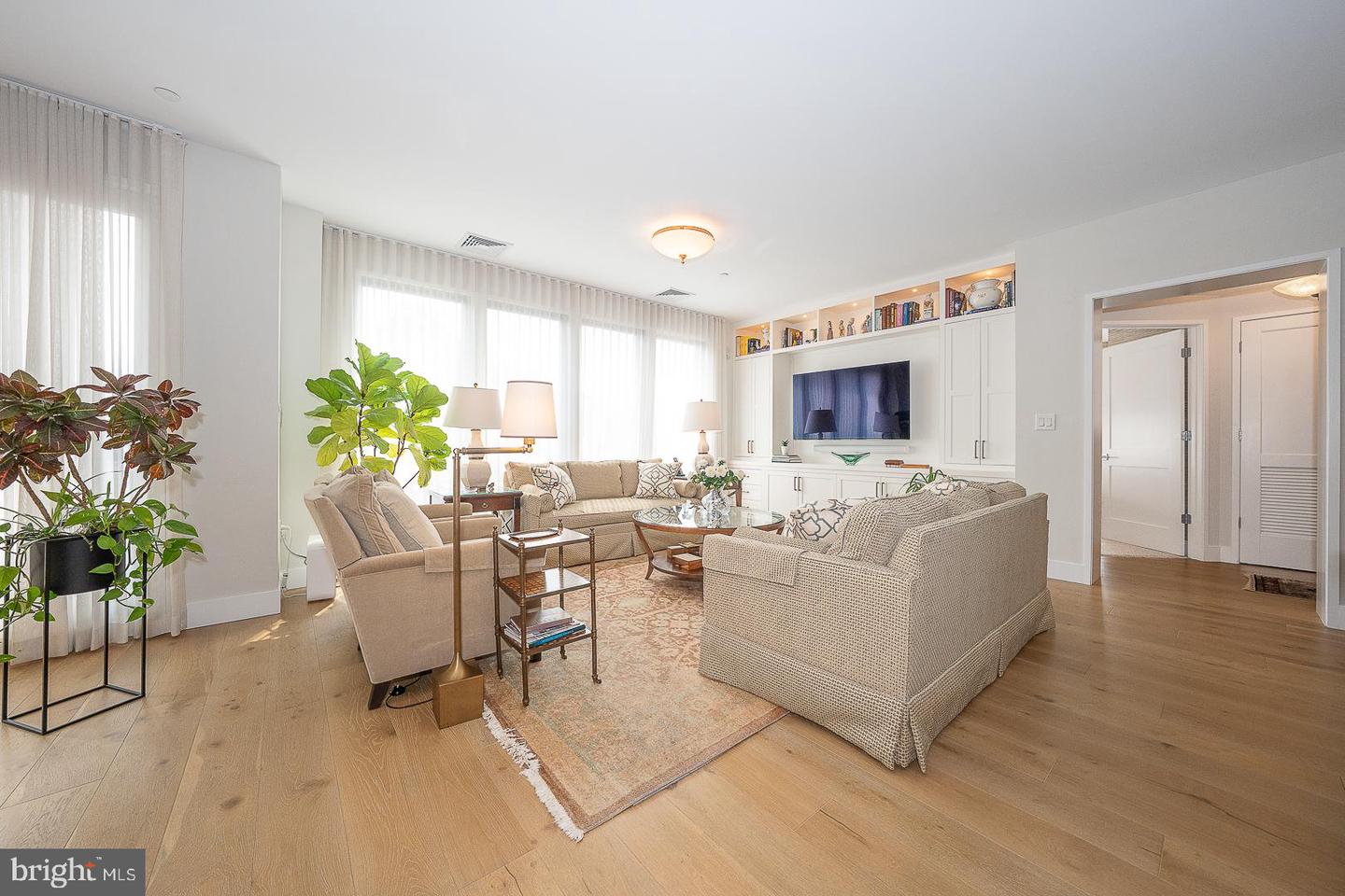 427 E Lancaster Ave #1301 Property Photo 16
