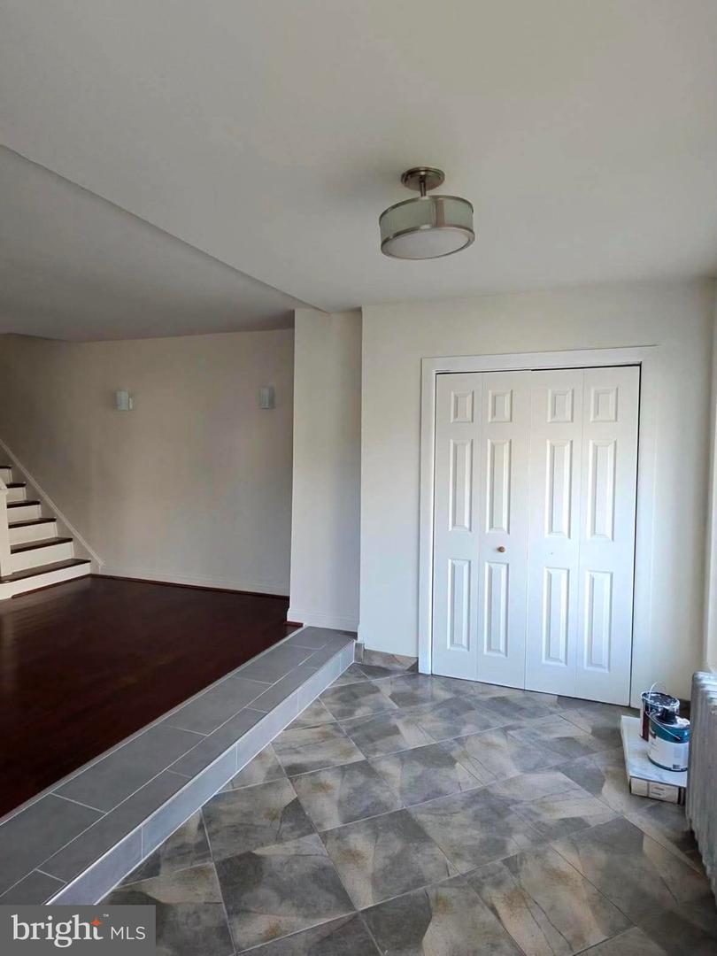 107 Ardsley Rd Property Photo 4