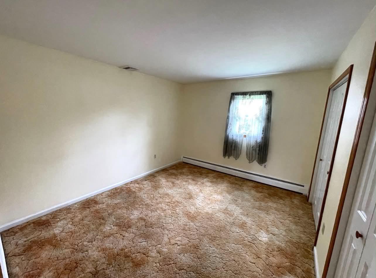 152 3rd Ave Property Photo 8