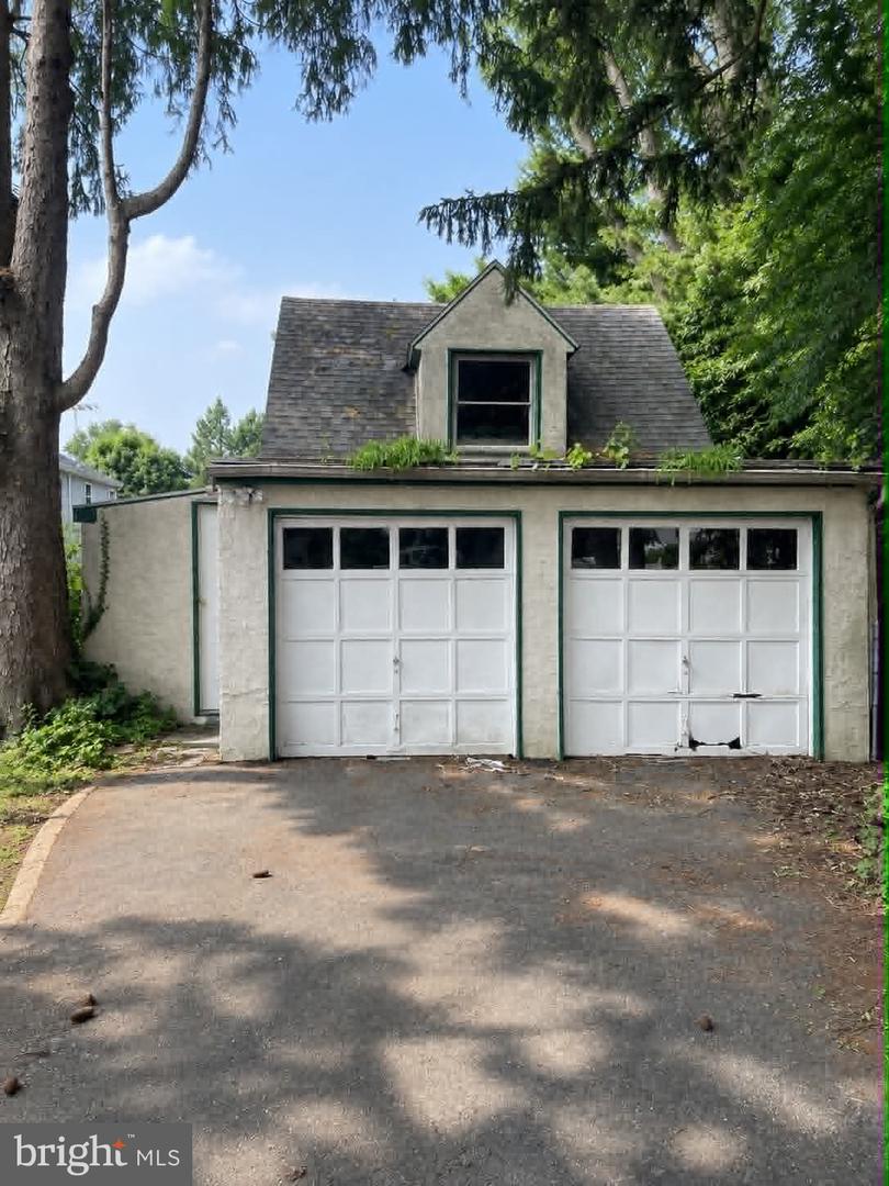 152 3rd Ave Property Photo 17