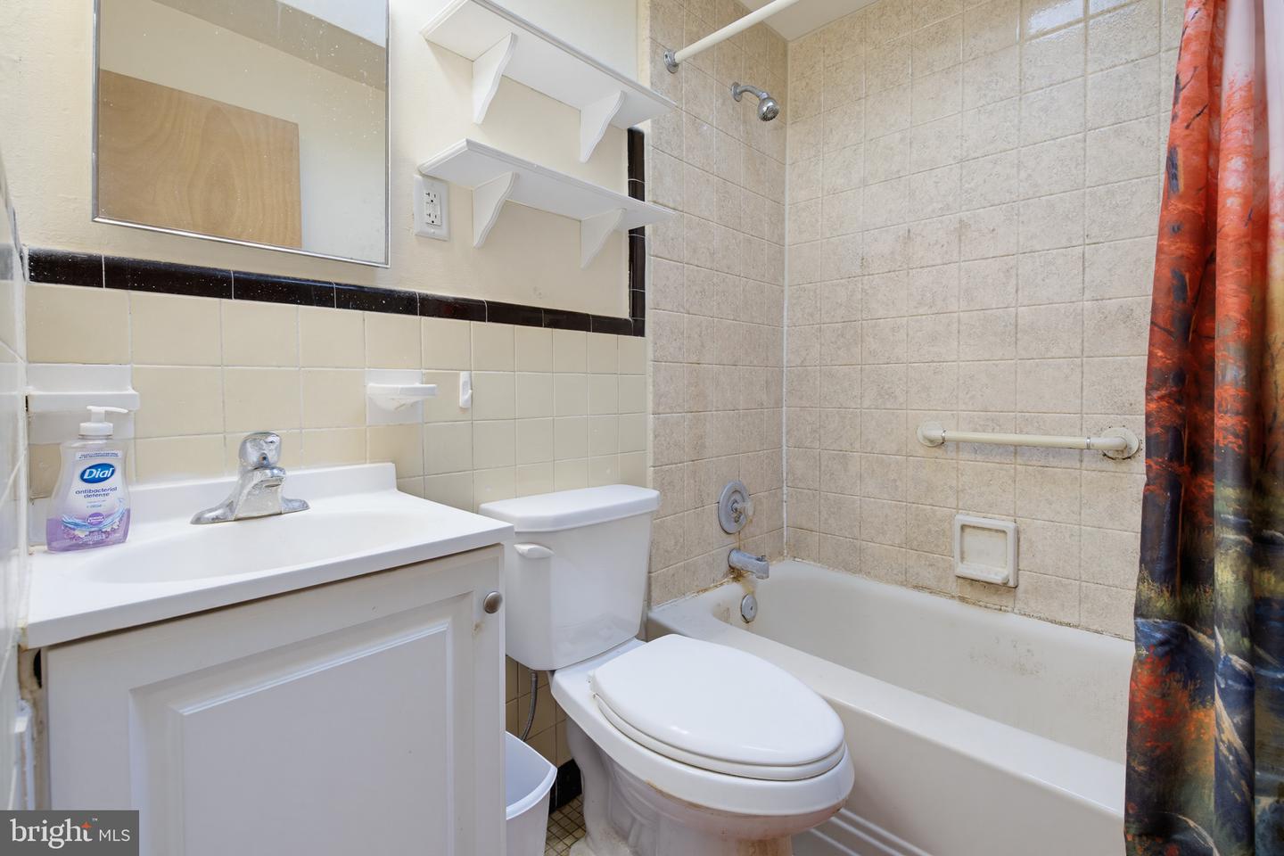 84 Barbara Rd Property Photo 12