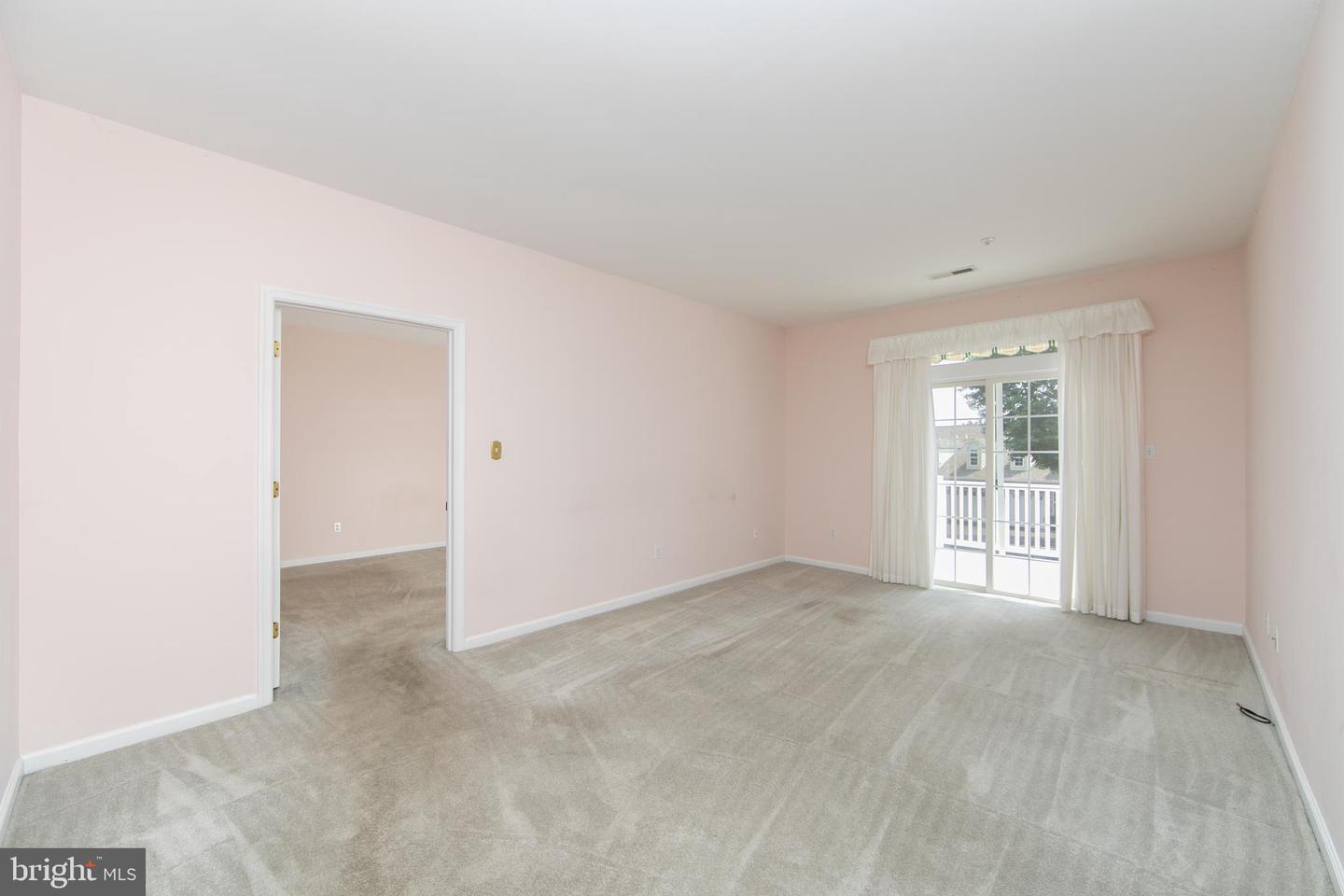 1497 Country Club Dr Property Photo 15