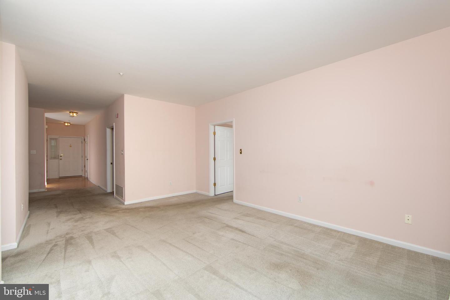 1497 Country Club Dr Property Photo 17