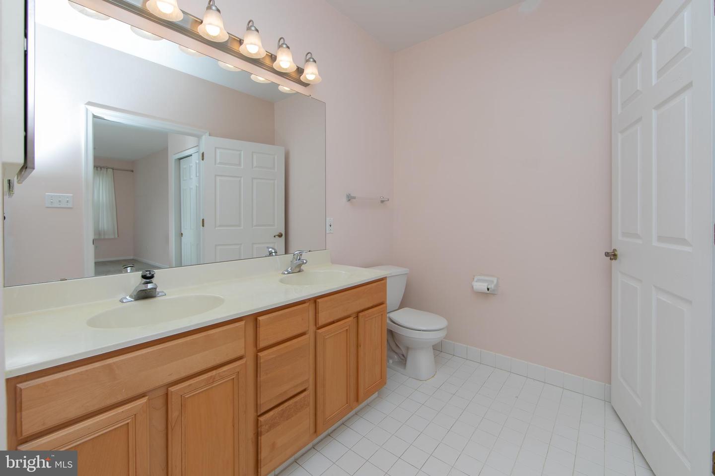 1497 Country Club Dr Property Photo 23
