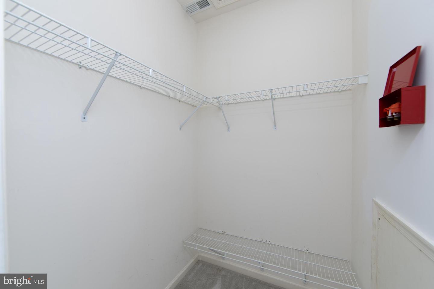 1497 Country Club Dr Property Photo 25