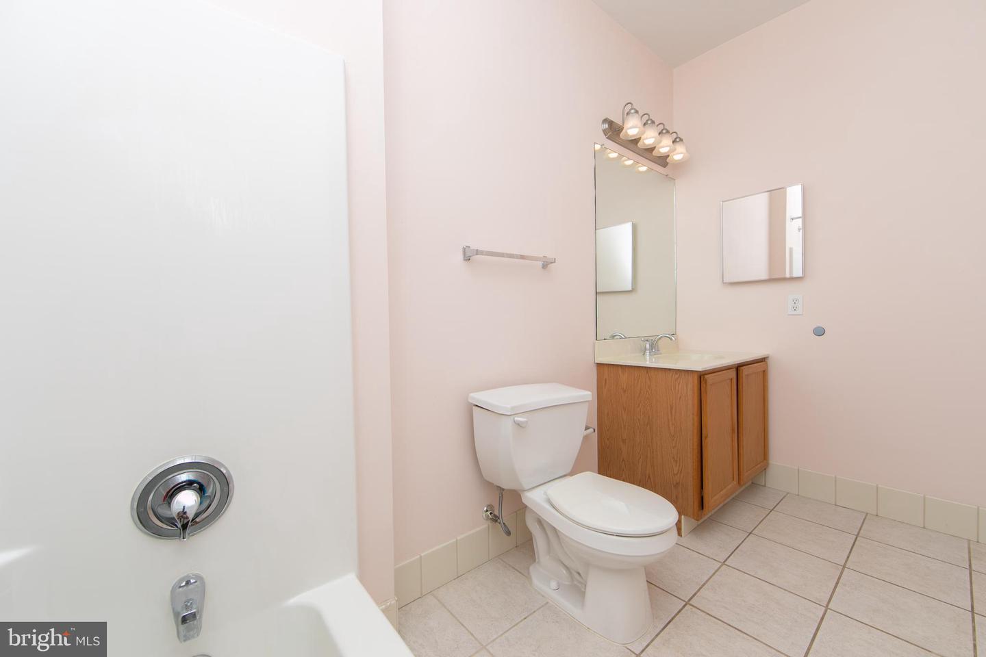 1497 Country Club Dr Property Photo 31