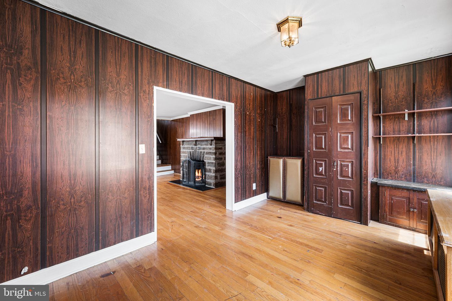 7441 Rogers Ave Property Photo 3
