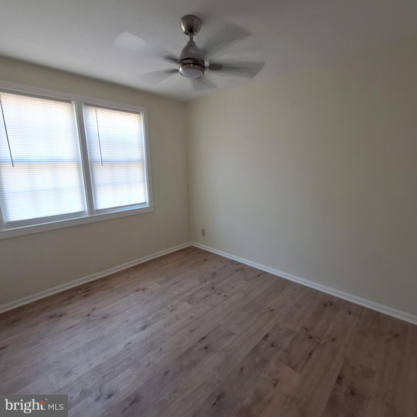 706 Lansing Ct Property Photo 11