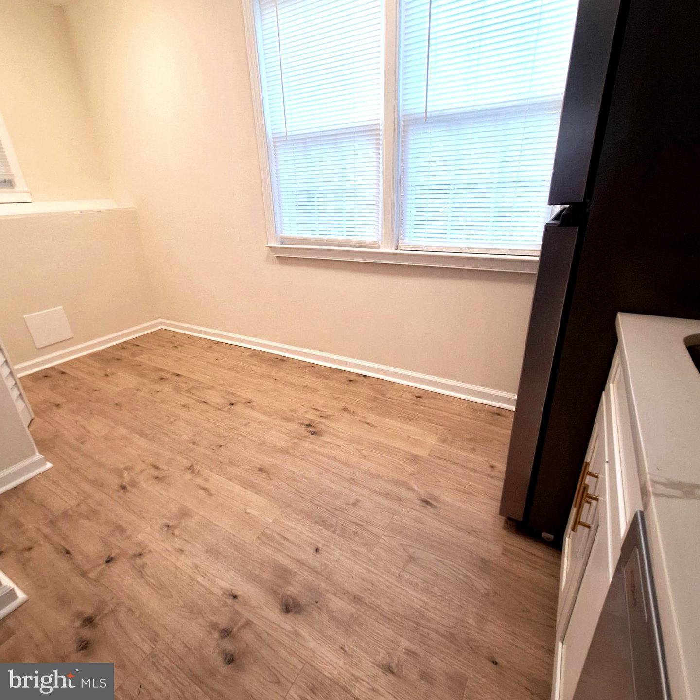 706 Lansing Ct Property Photo 22