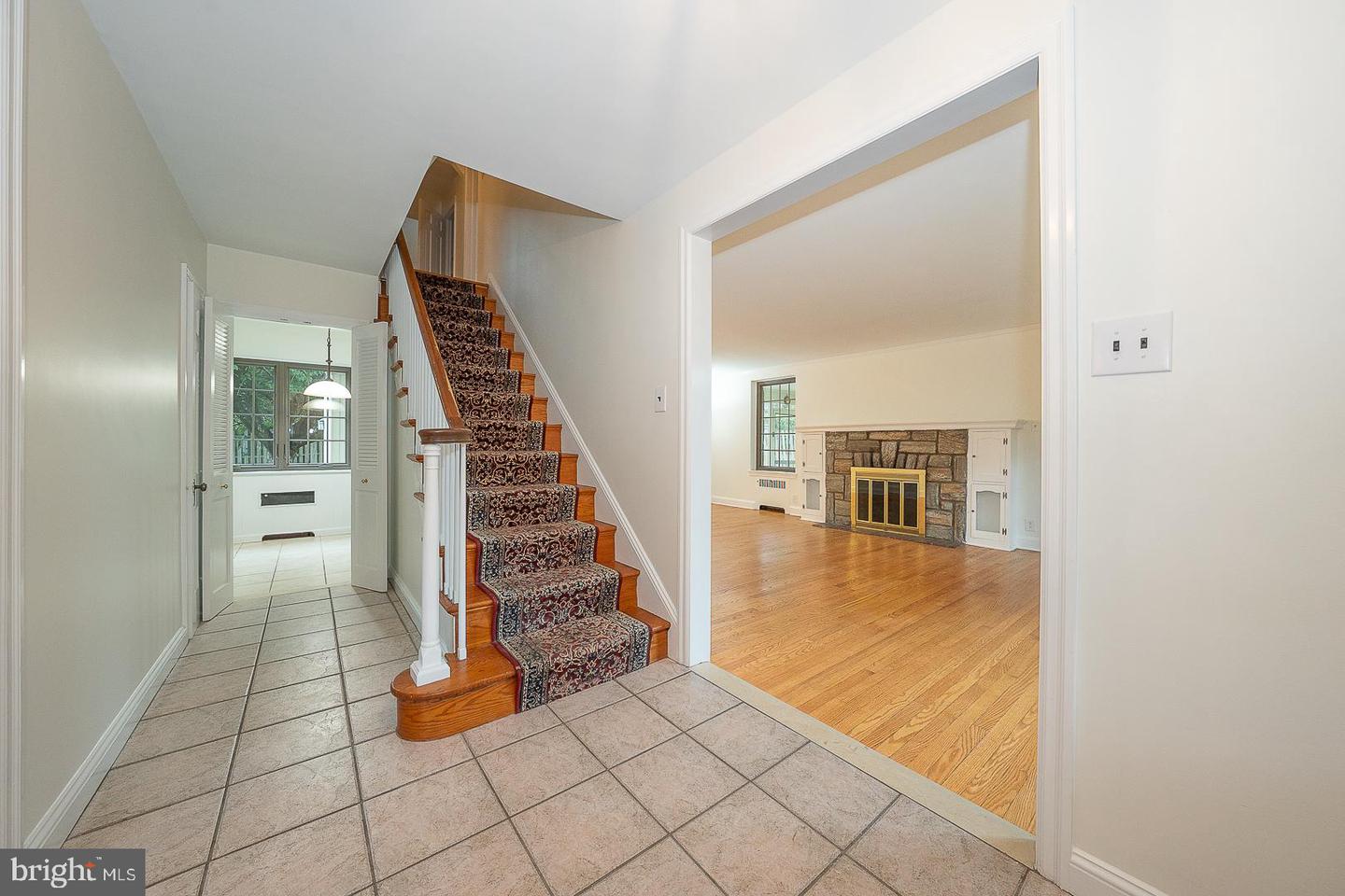 1105 Blythe Ave Property Photo 4