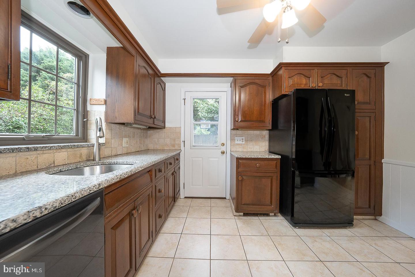 1105 Blythe Ave Property Photo 14