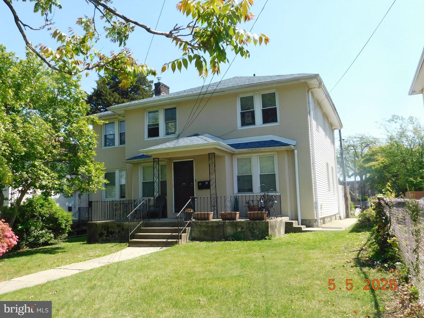 194 E PLUMSTEAD AVE Property Photo 1