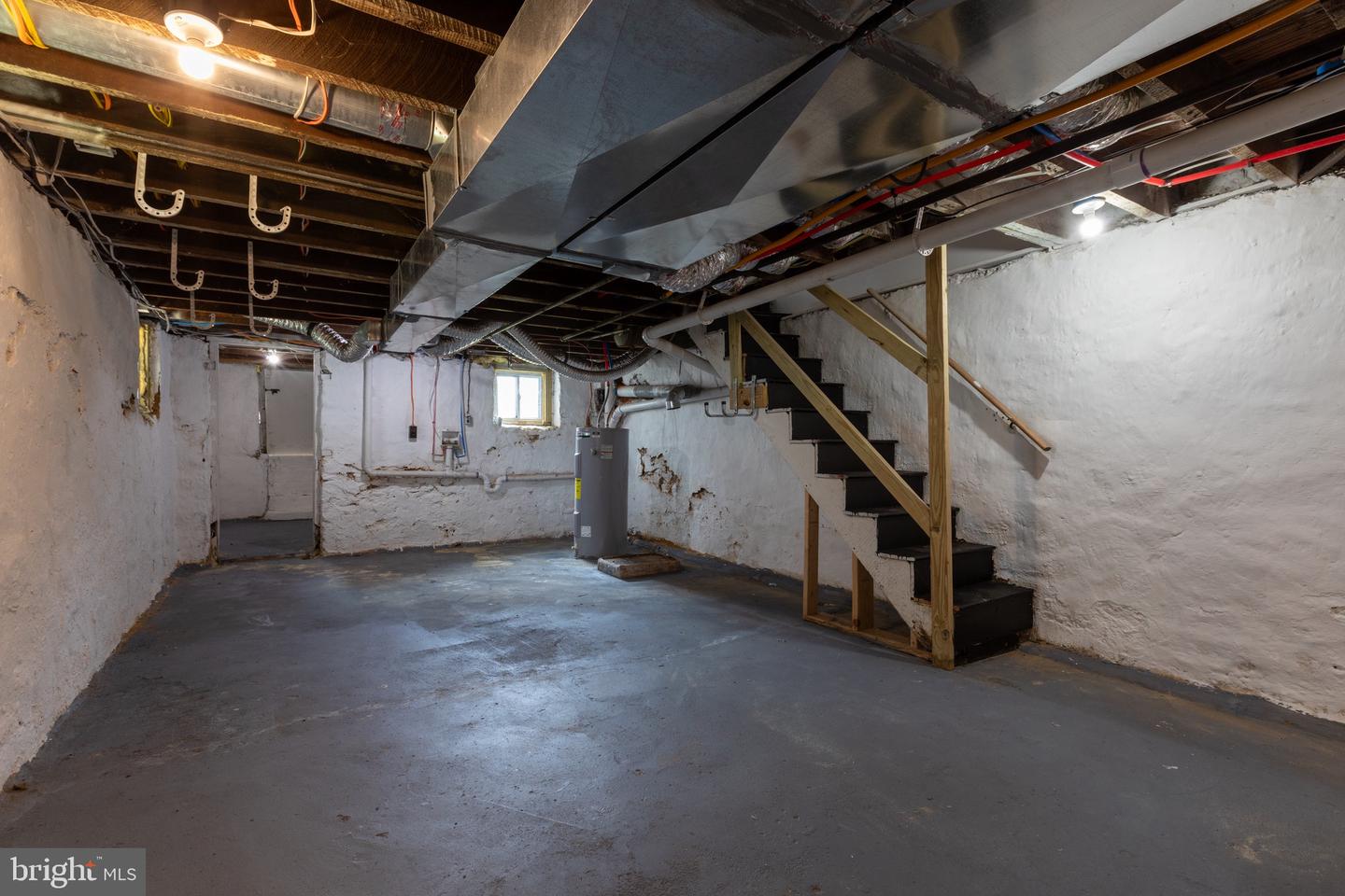 20 Melrose Ave Property Photo 35