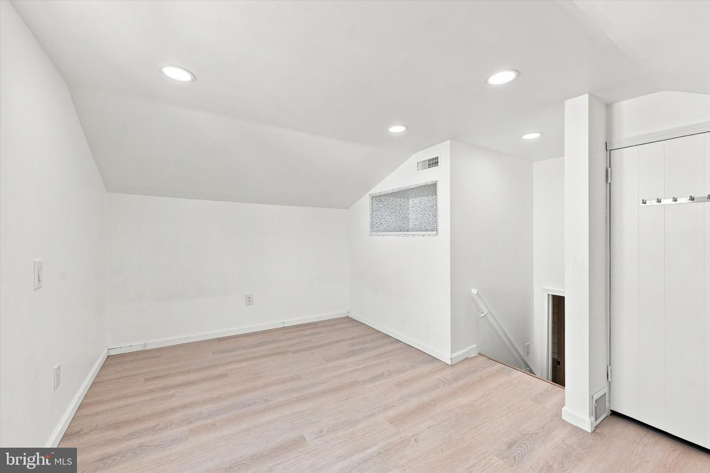 2211 Rhonda Rd Property Photo 19