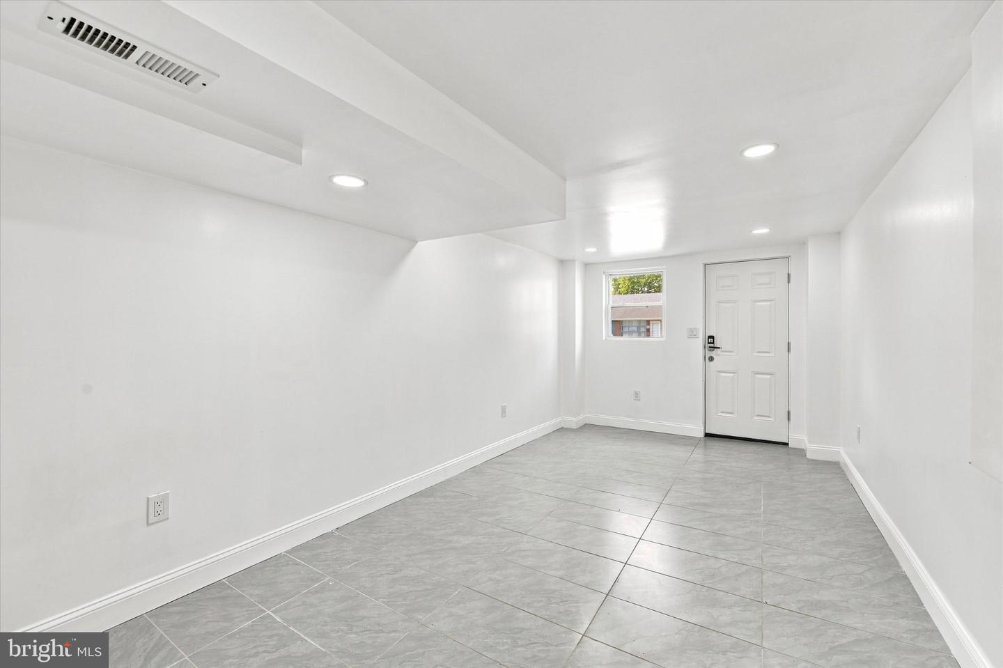 2211 Rhonda Rd Property Photo 24