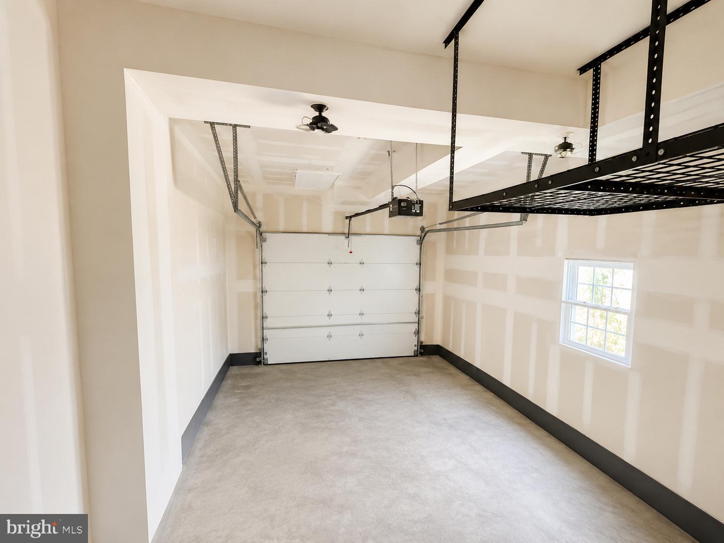 2017 Chestnut St Property Photo 11
