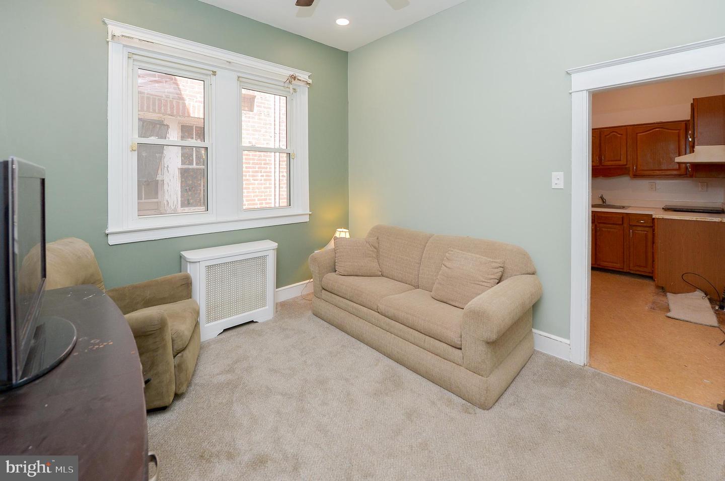 725 Church Ln Property Photo 21