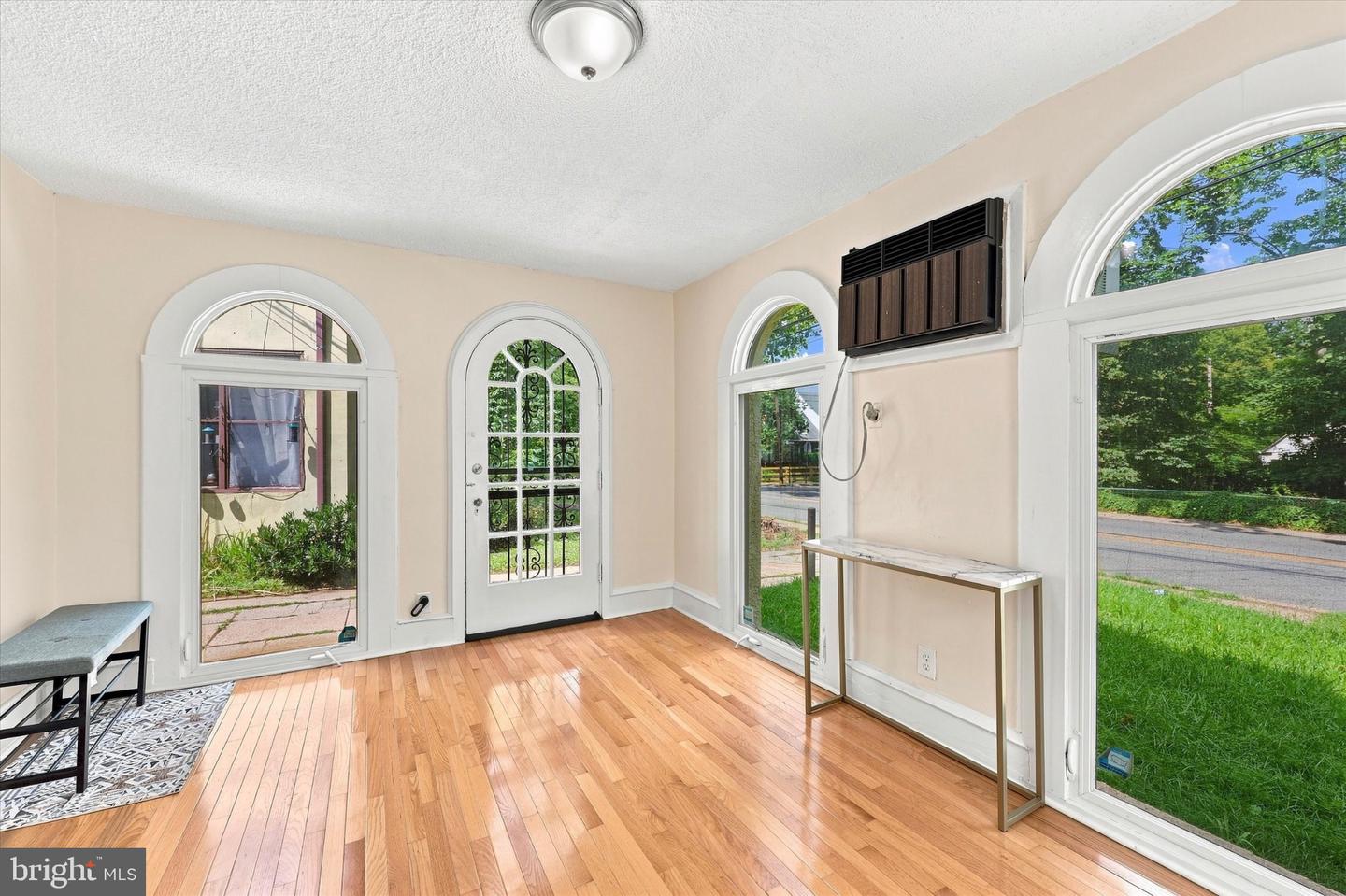 162 W Baltimore Ave Property Photo 3