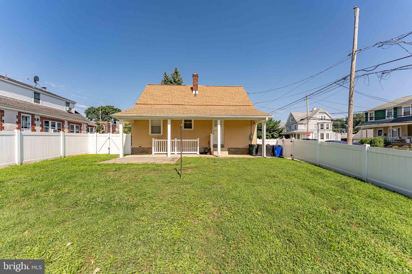 54 Fairview Ave Property Photo 39
