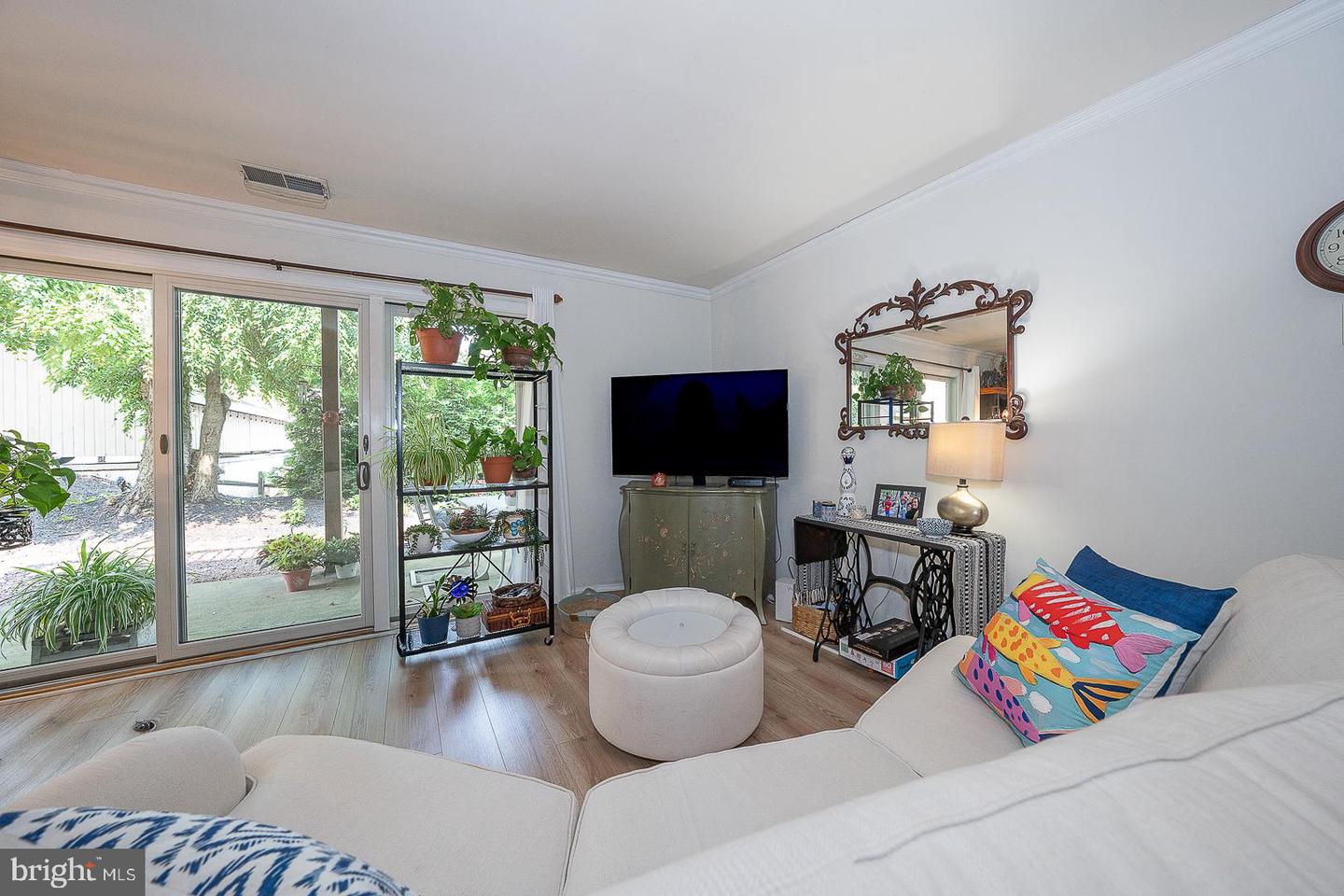 1102 Pritchard Pl Property Photo 4