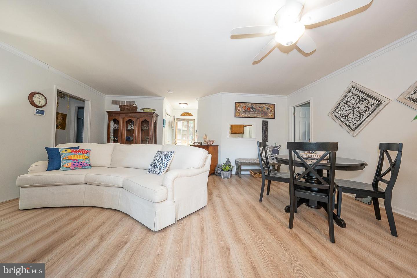1102 Pritchard Pl Property Photo 5