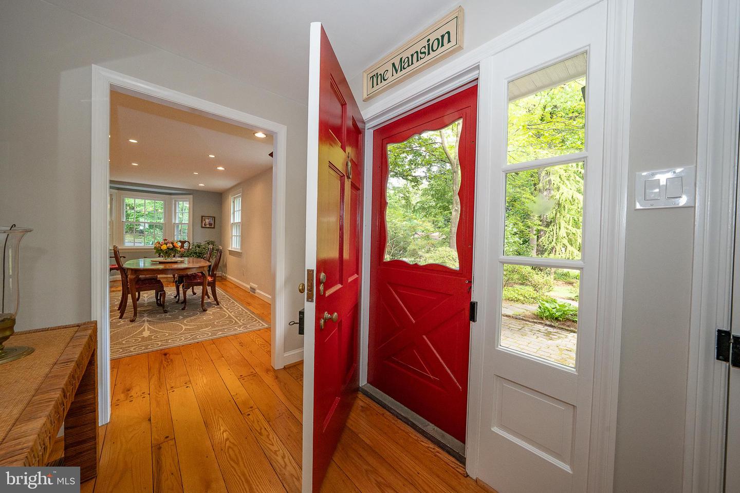 646 Beechwood Dr Property Photo 3