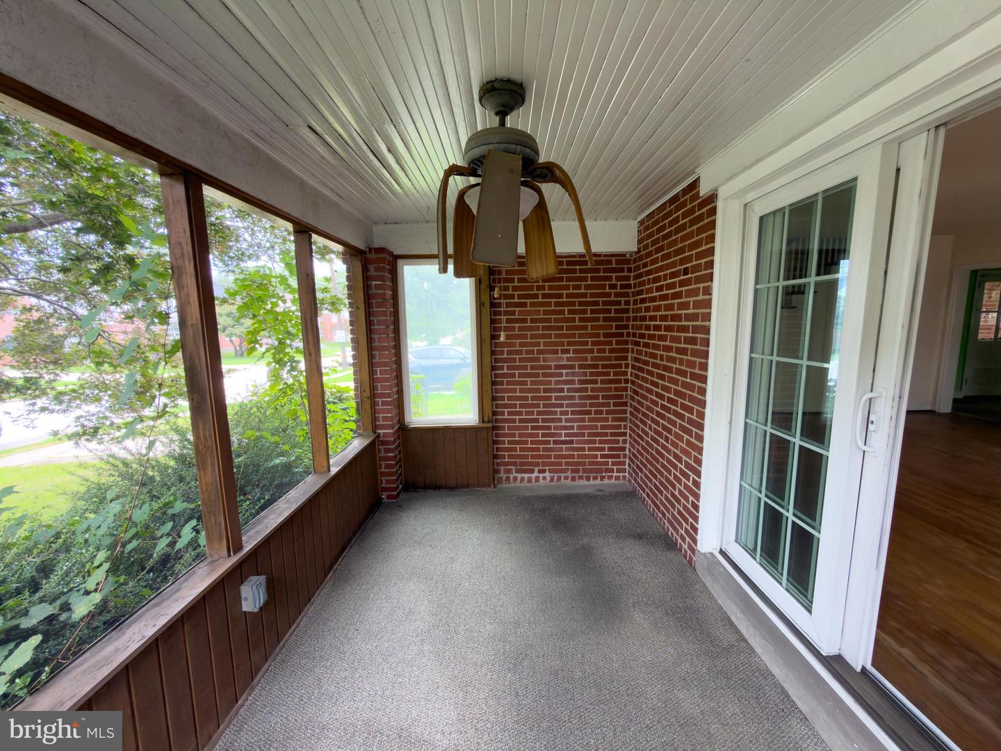 1240 Jefferson Ave Property Photo 14
