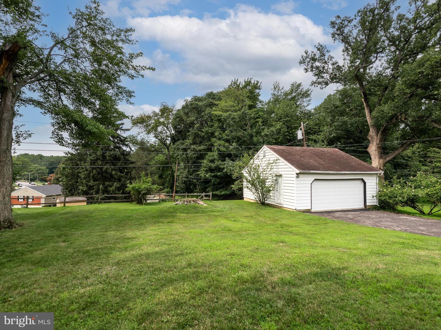 516 Wesley Rd Property Photo 16
