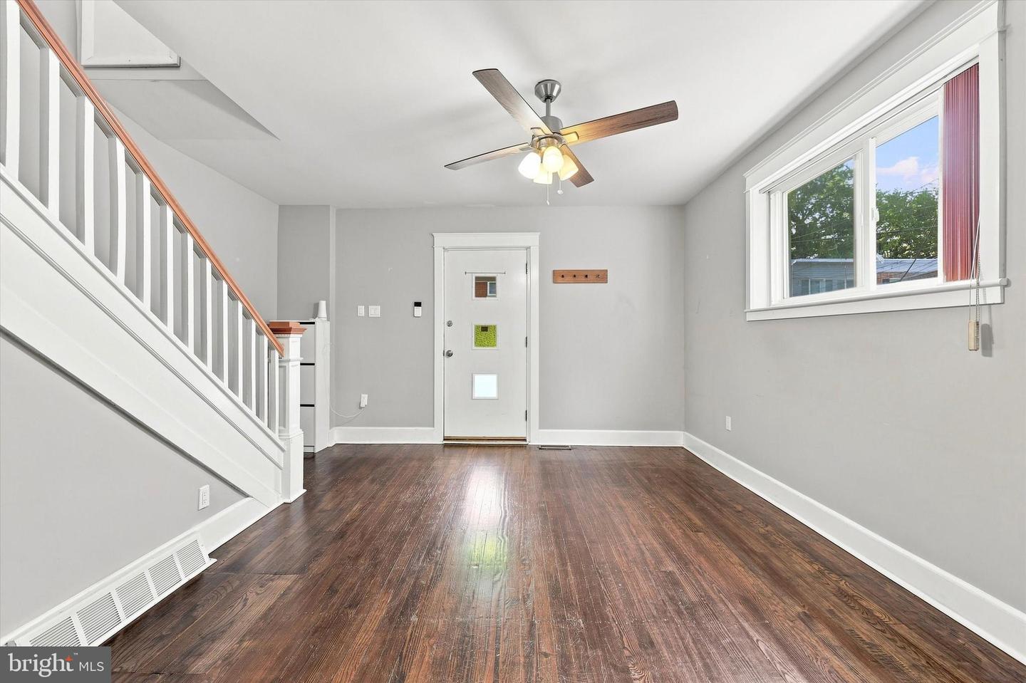 32 Schappet Ter Property Photo 4