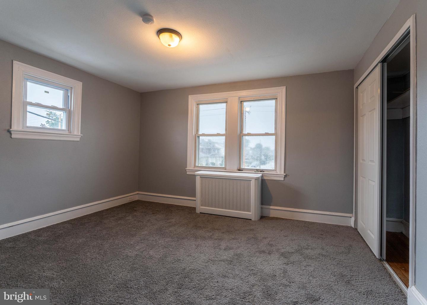 619 Penn St Property Photo 10