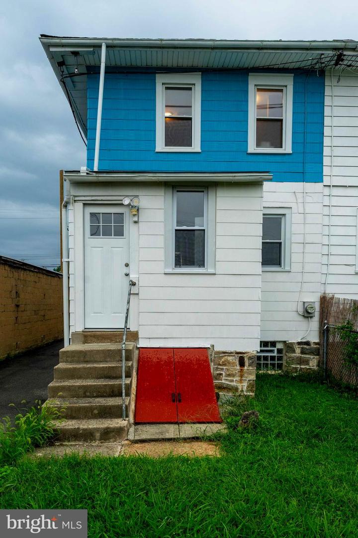 619 Penn St Property Photo 19