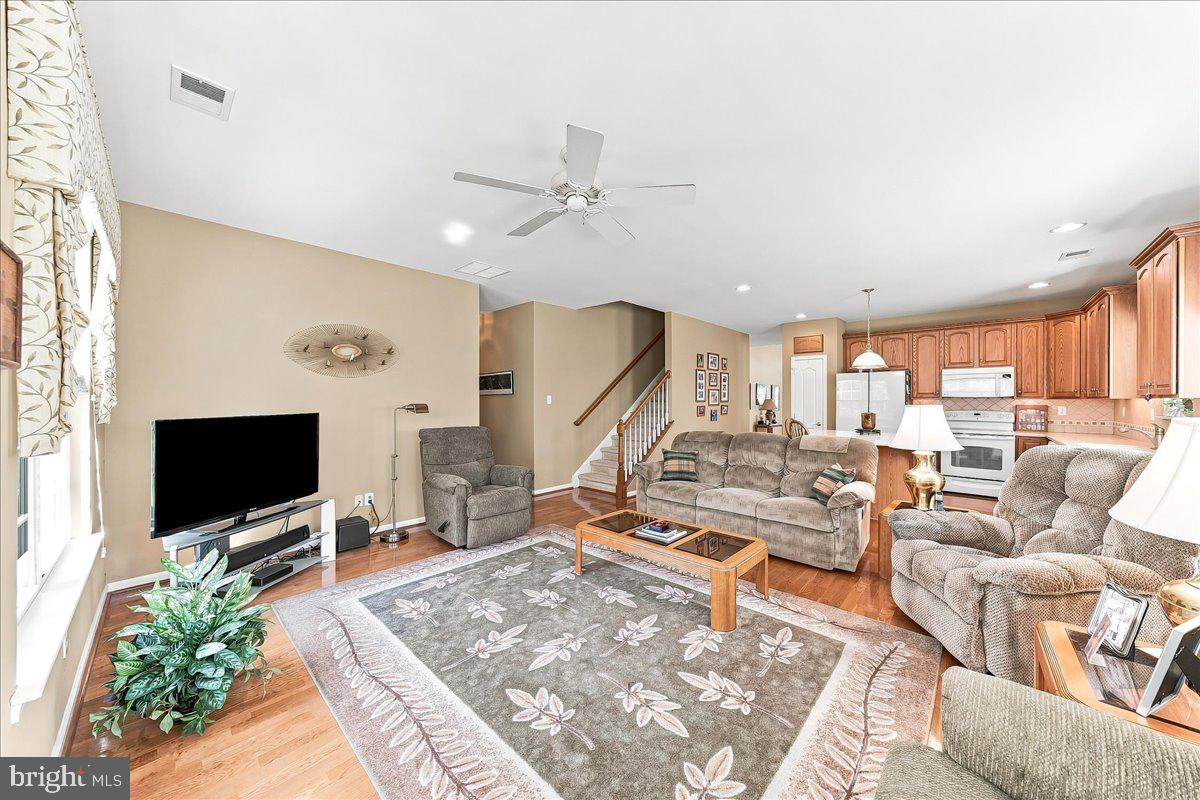 3443 W Branch Ln Property Photo 12