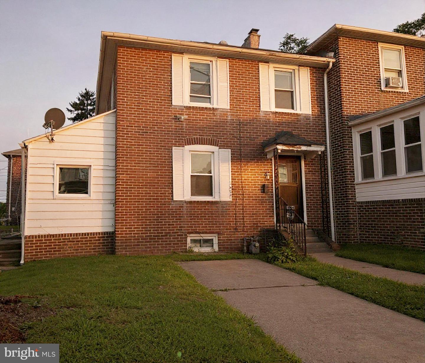 1408 Siegel St Property Photo 1