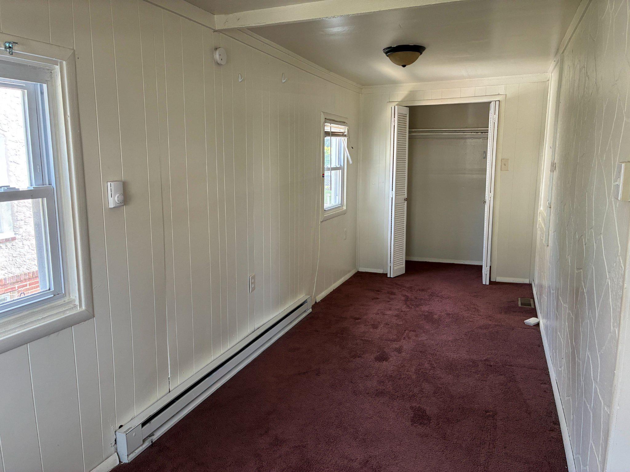 1408 Siegel St Property Photo 7