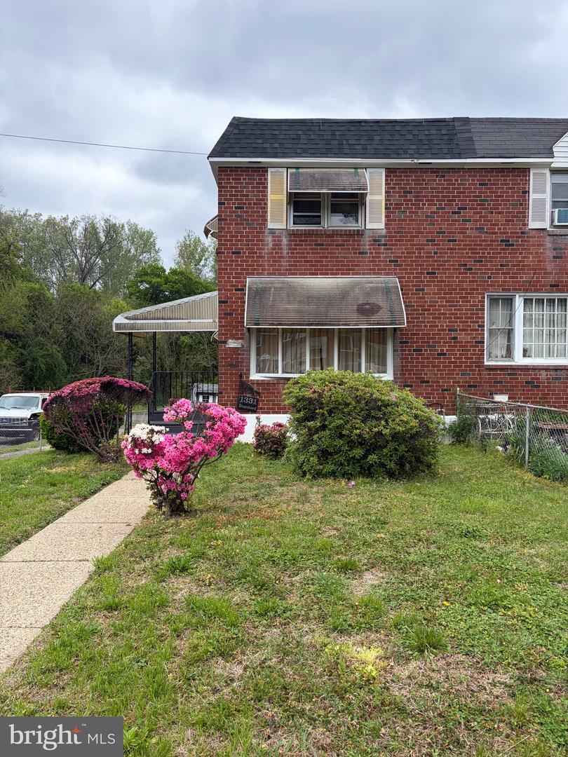 1331 Parker St Property Photo 1