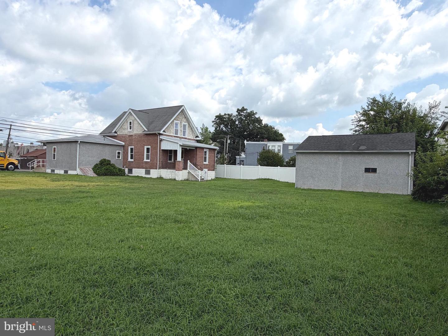 207 S Governor Printz Blvd Property Photo 10