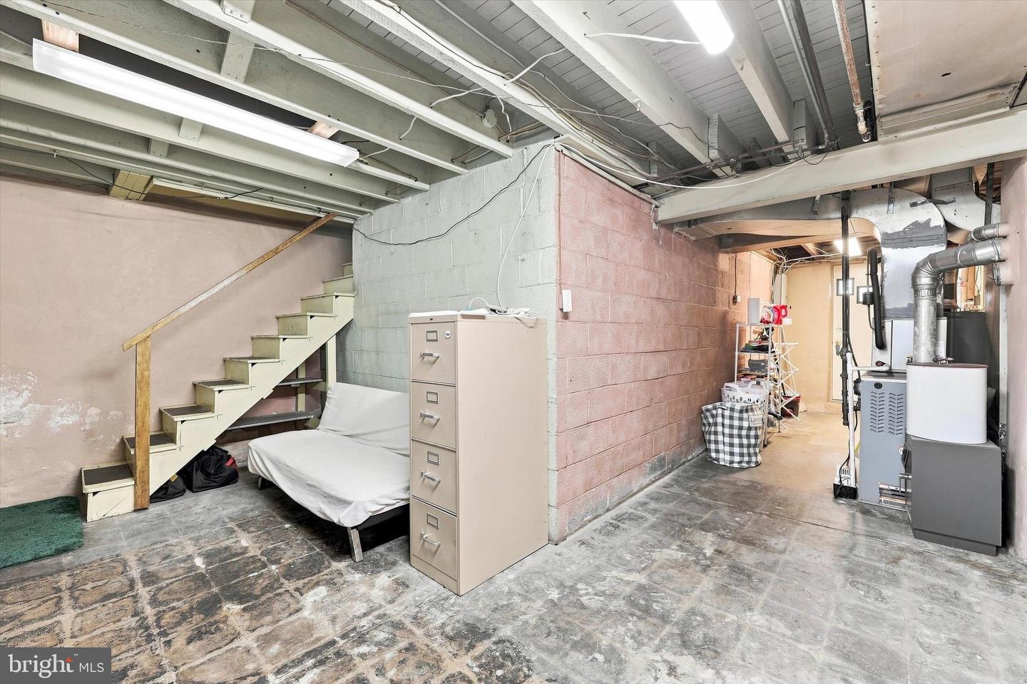 74 S Harwood Ave Property Photo 13