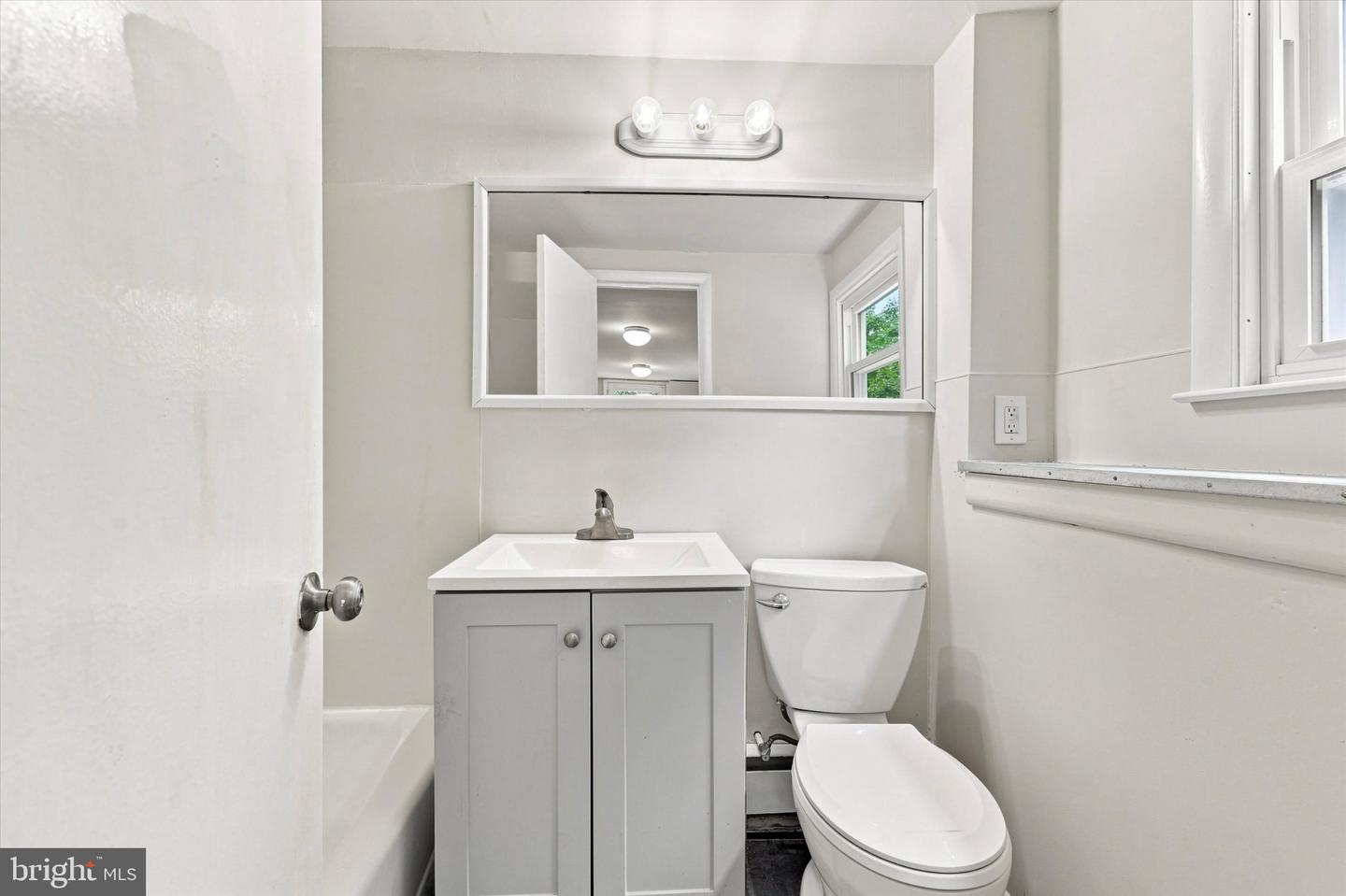 6 Glenwood Cir Property Photo 11