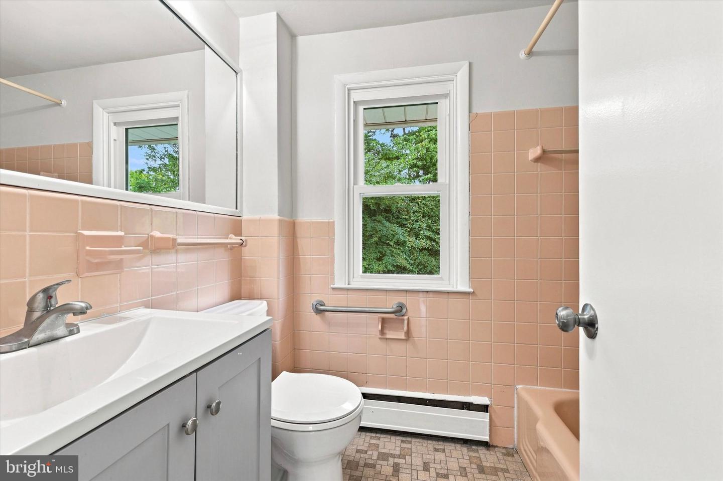 6 Glenwood Cir Property Photo 24