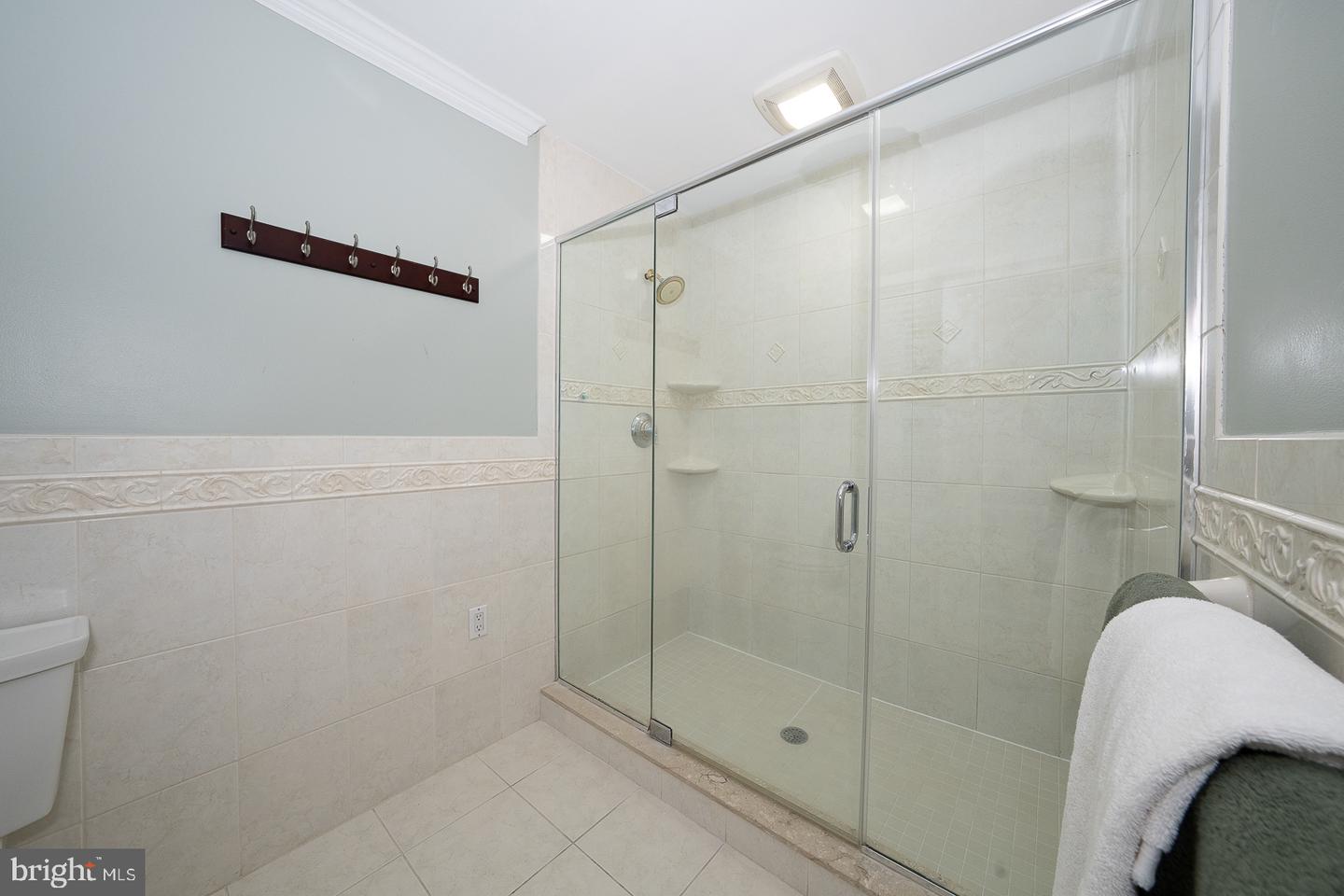 27 Roberts Rd Property Photo 35